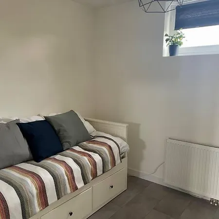 Modern & Spacious 2Bed Apartment, Great Location Daire *