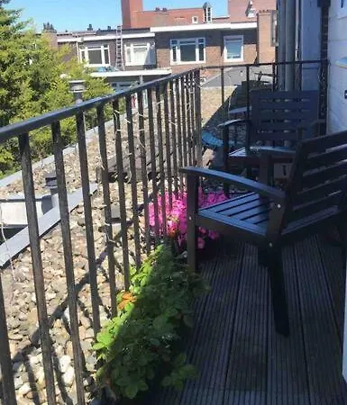 Modern & Spacious 2Bed Apartment, Great Location *