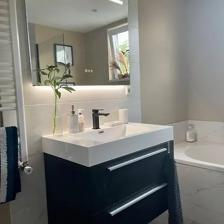 Apartment Modern & Spacious 2Bed Apartment, Great Location Amsterdam